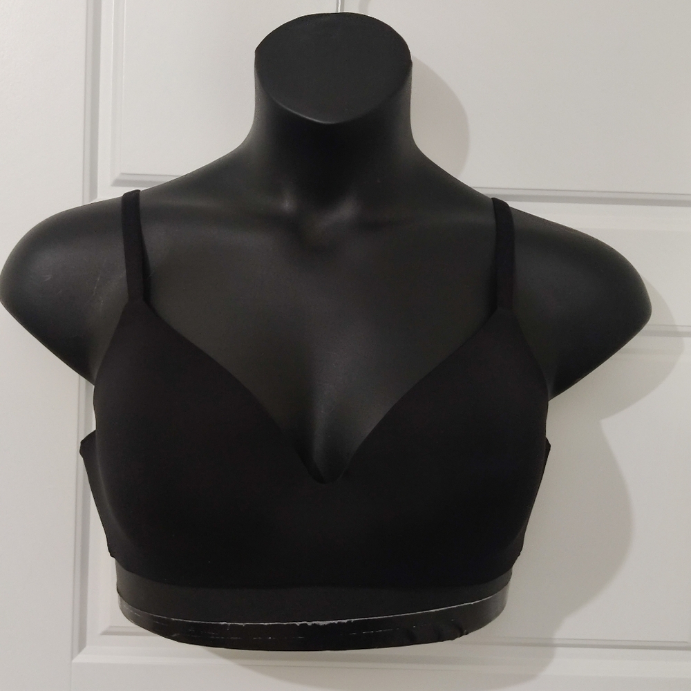 VICTORIA'S SECRET T-SHIRT LIGHTLY LINED WIRELESS BRA SIZE 38D NWOT MSRP $79.50